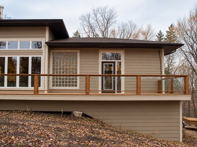 Riverroad Residence